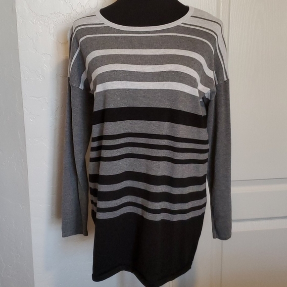 Cyrus Sweater - Picture 2 of 7